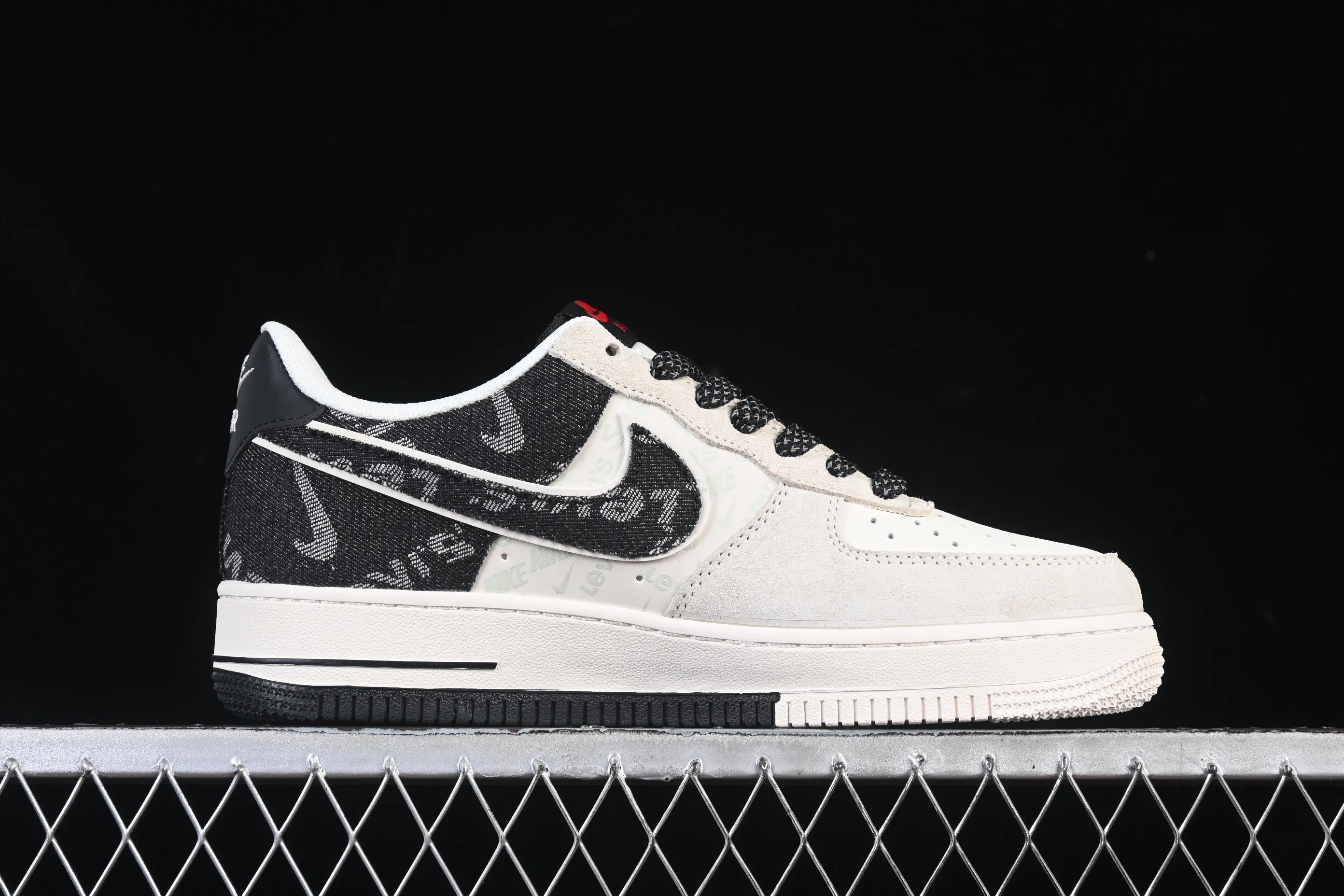 All categories Nk Air Force 1 Air Force series Nk Air Force 1 Low Air Force low-top Nike Air Force 1'07 Low Levi's joint beige black woven label Air Force 1 low-top casual sneakers MZ9588-800